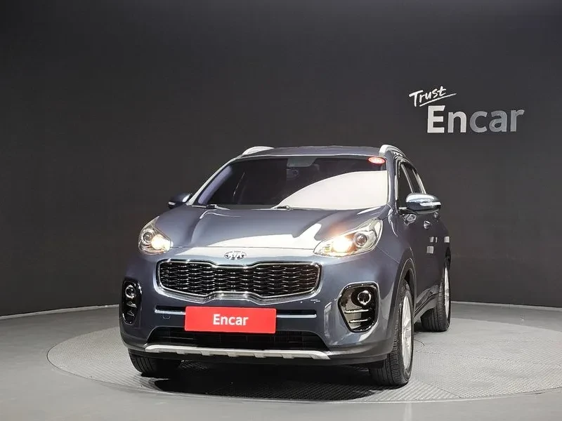 Kia Sportage 2.0 CRDi 4WD, снимка 3 - Автомобили и джипове - 54276678