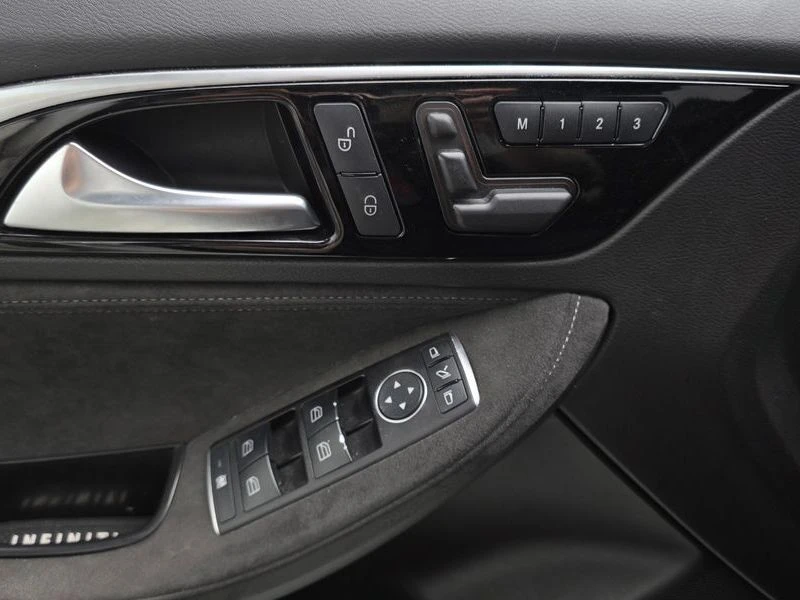 Infiniti Q30 2.0 Automatic, снимка 6 - Автомобили и джипове - 55597584