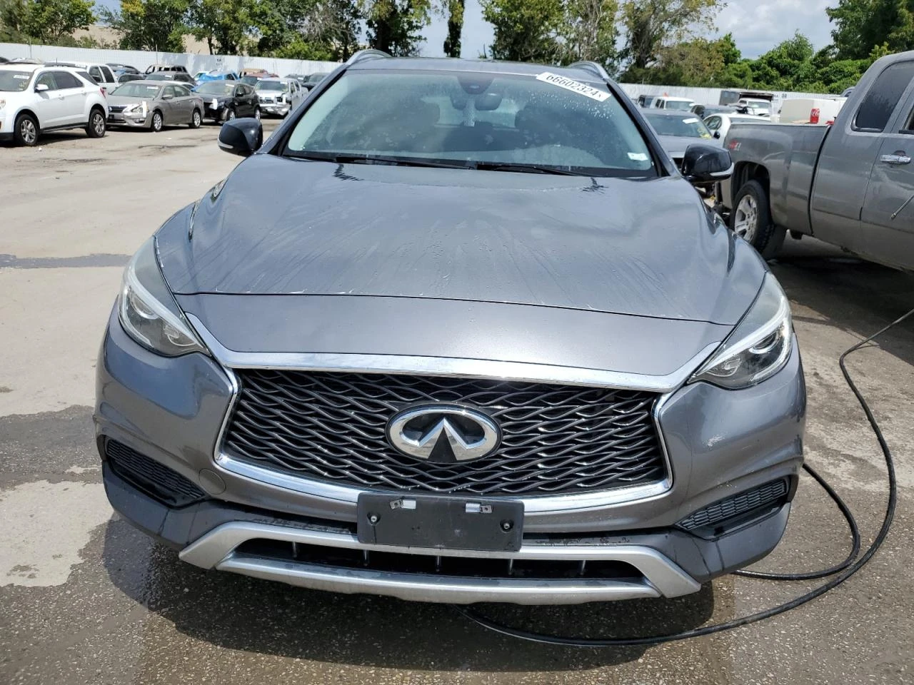 Infiniti QX30 BASE 4X4 2.0T - изображение 5