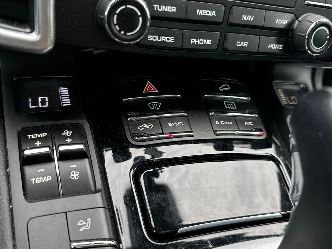 Porsche Cayenne Premium Plus* Авто финансиране* Карфакс - изображение 10