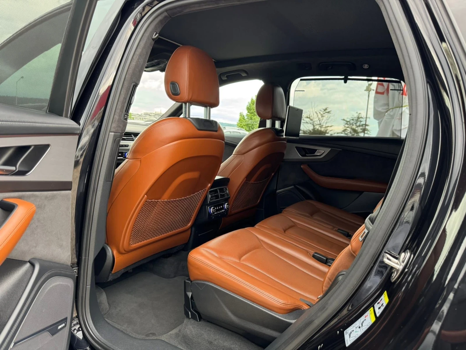 Audi SQ7 4.0TDI full, снимка 15 - Автомобили и джипове - 53892210