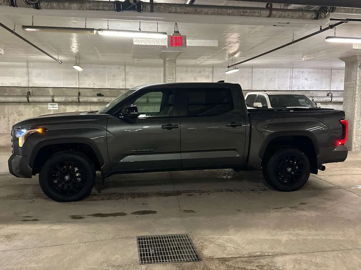 Toyota Tundra * 4x4 Crewmax Limited * CARFAX *  | Mobile.bg � ����������� 2