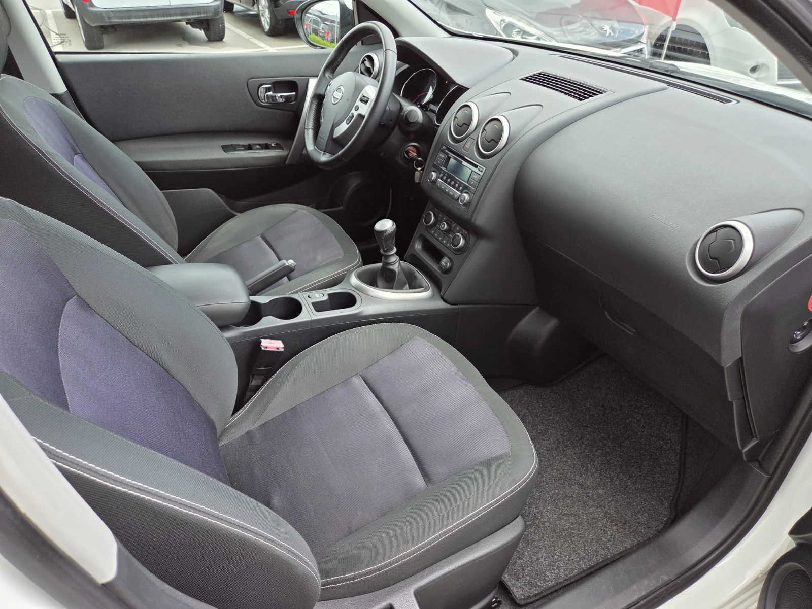 Nissan Qashqai 1.5 dci 97 000km | Mobile.bg � ����������� 11