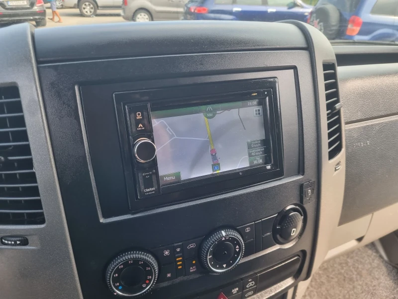 VW Crafter 136коня, снимка 9 - Бусове и автобуси - 51331199