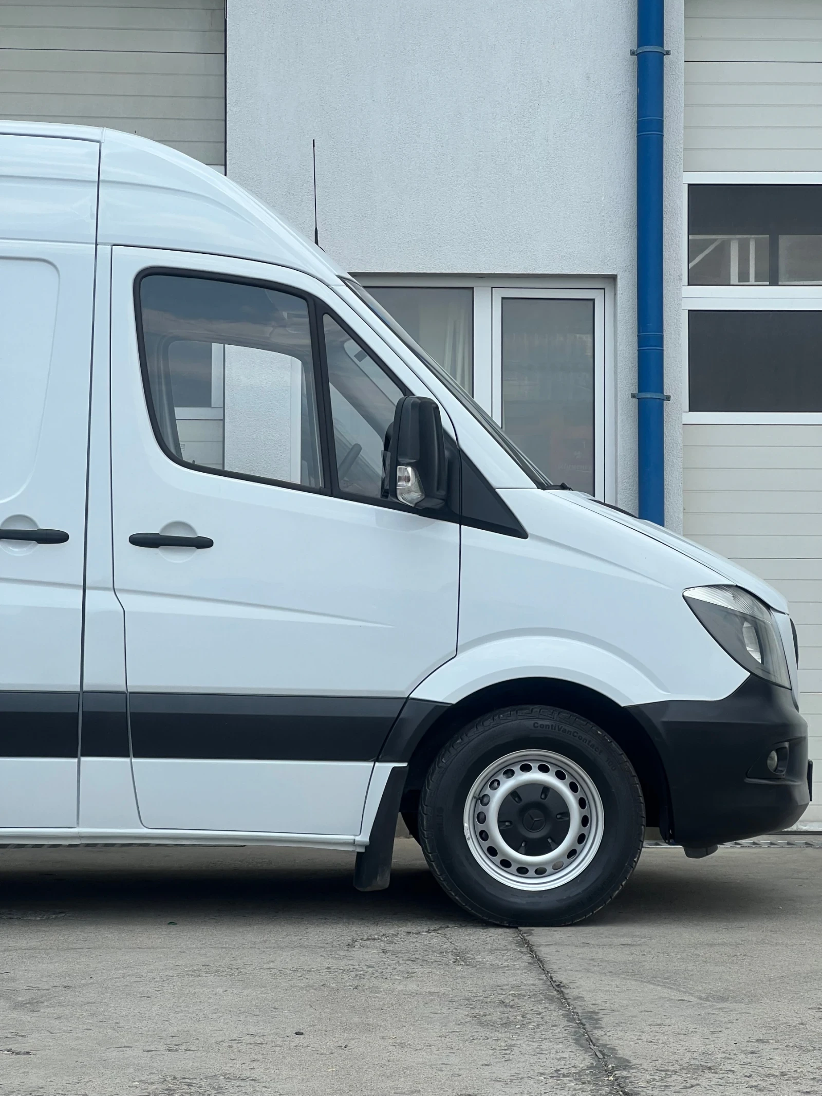 Mercedes-Benz Sprinter L2H2 / 316 / Климатроник / Две странични врати - изображение 9