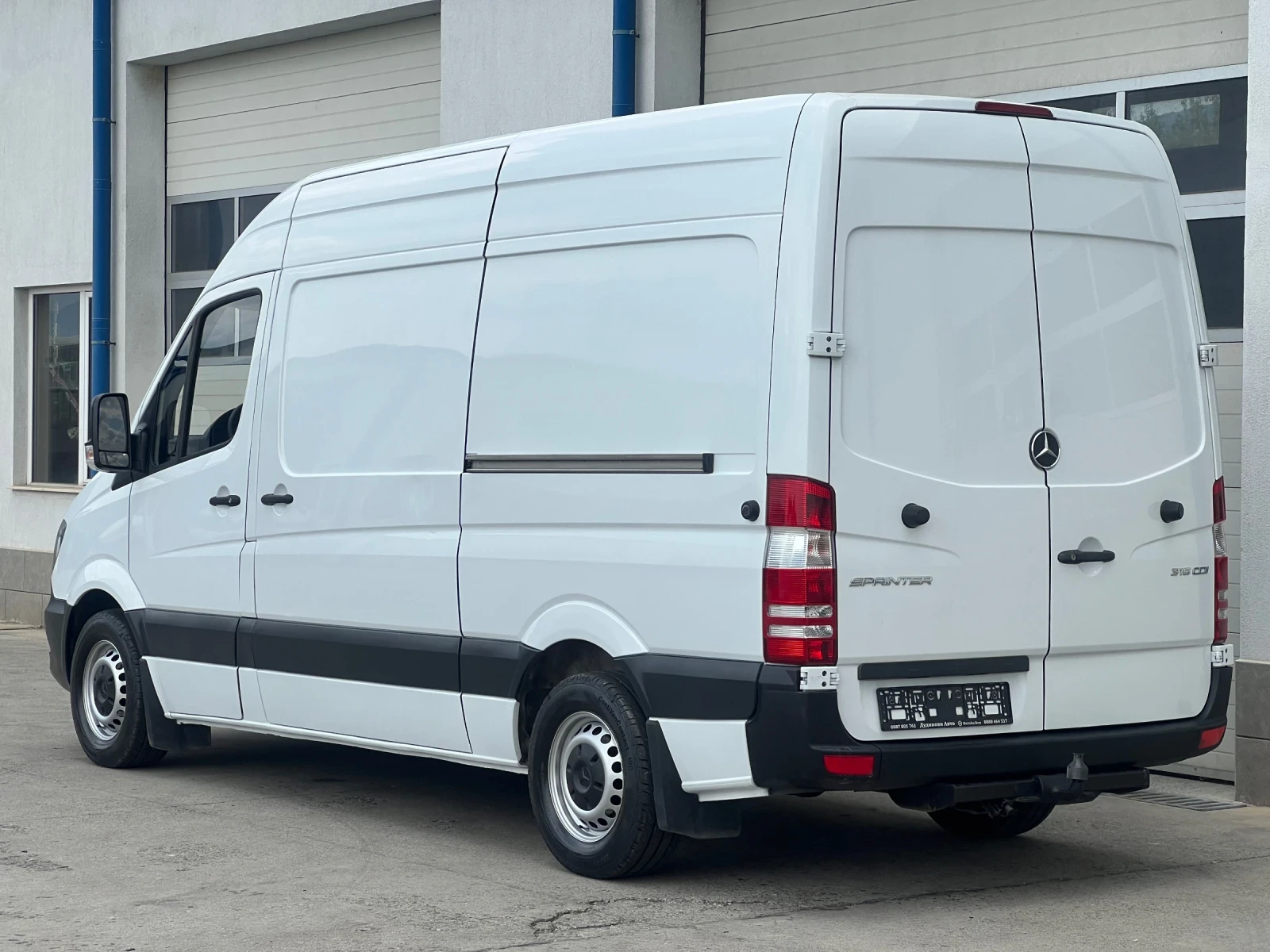 Mercedes-Benz Sprinter L2H2 / 316 / Климатроник / Две странични врати - изображение 5
