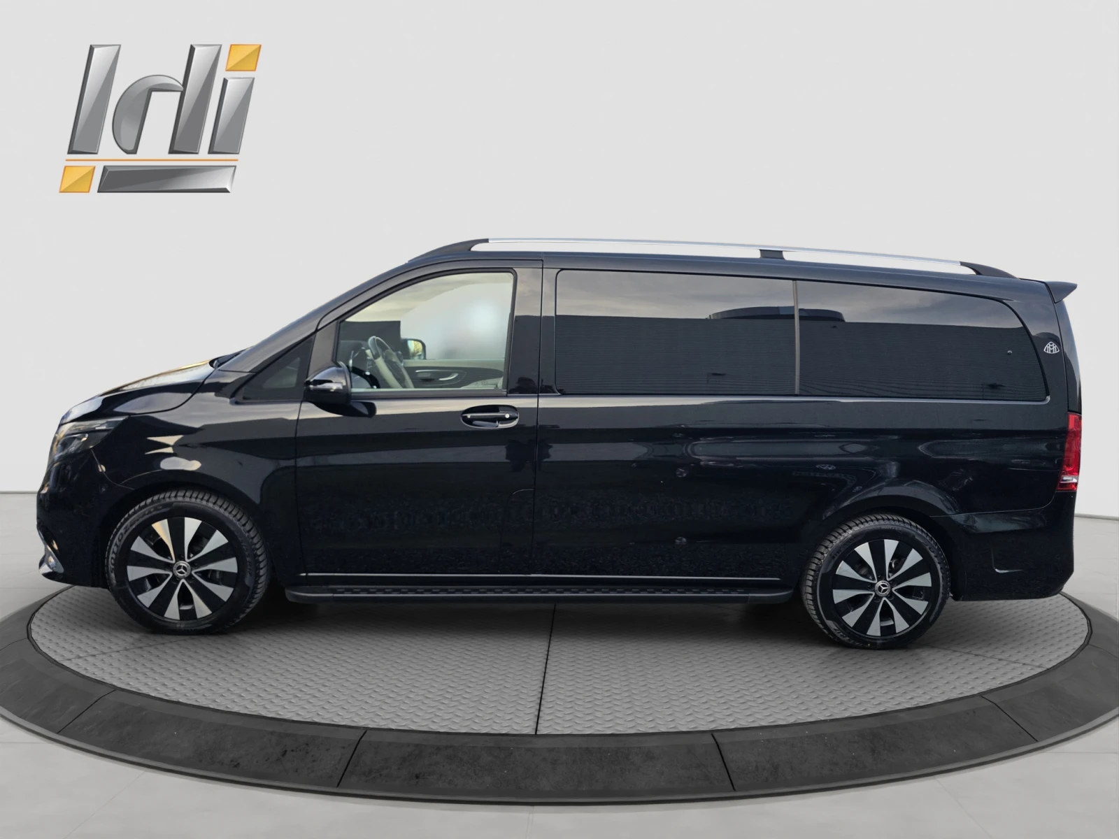 Mercedes-Benz V 220 MAYBACH, снимка 3 - Бусове и автобуси - 53715332