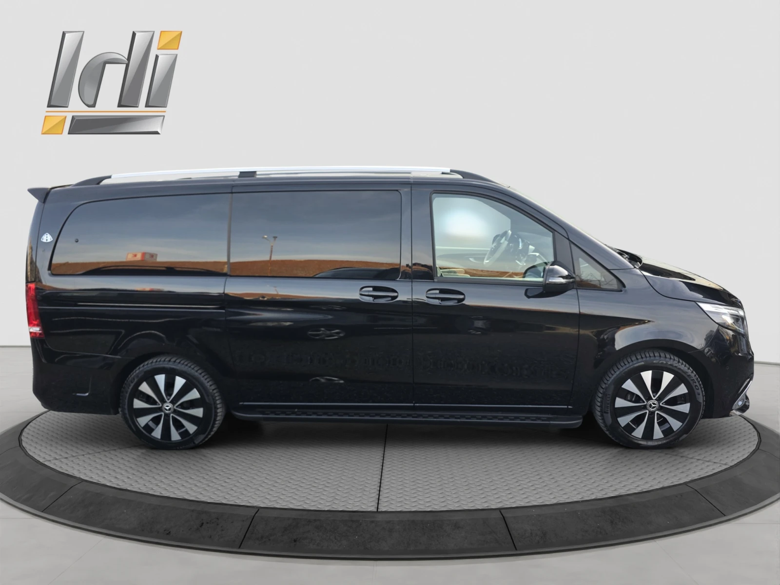 Mercedes-Benz V 220 MAYBACH, снимка 7 - Бусове и автобуси - 53715332