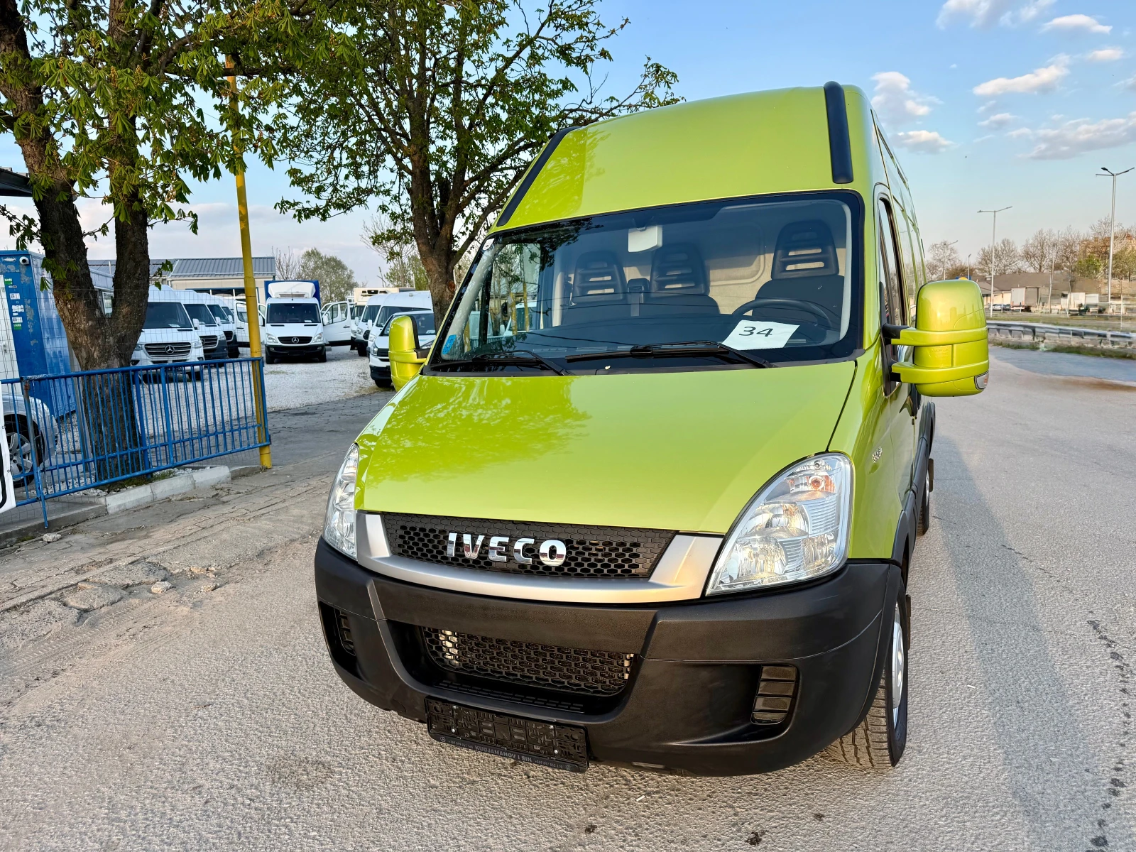 Iveco Daily 35S14 3.0 D, снимка 8 - Бусове и автобуси - 54239278