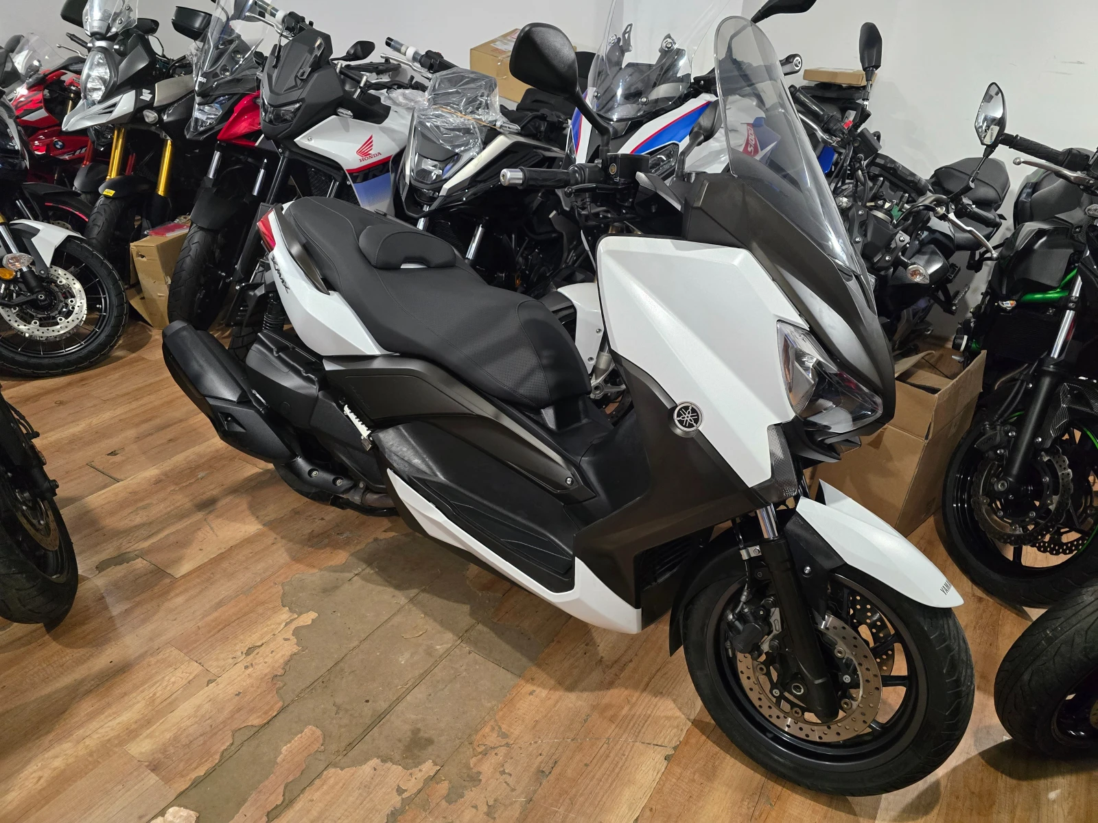 Yamaha X-max 400   9752км!!!!!!