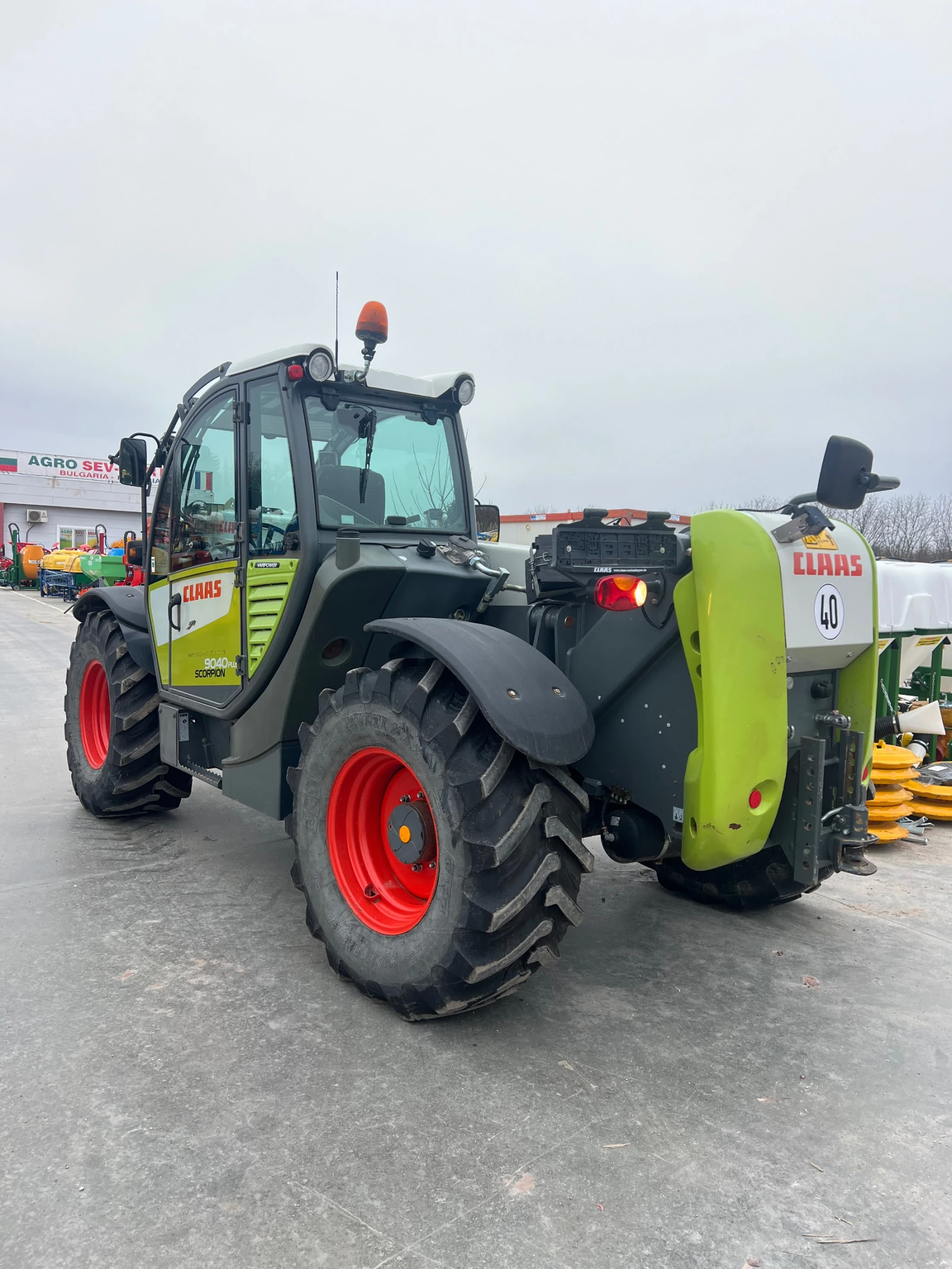 Телескопичен товарач Claas Scorpion 9040 plus  - изображение 7