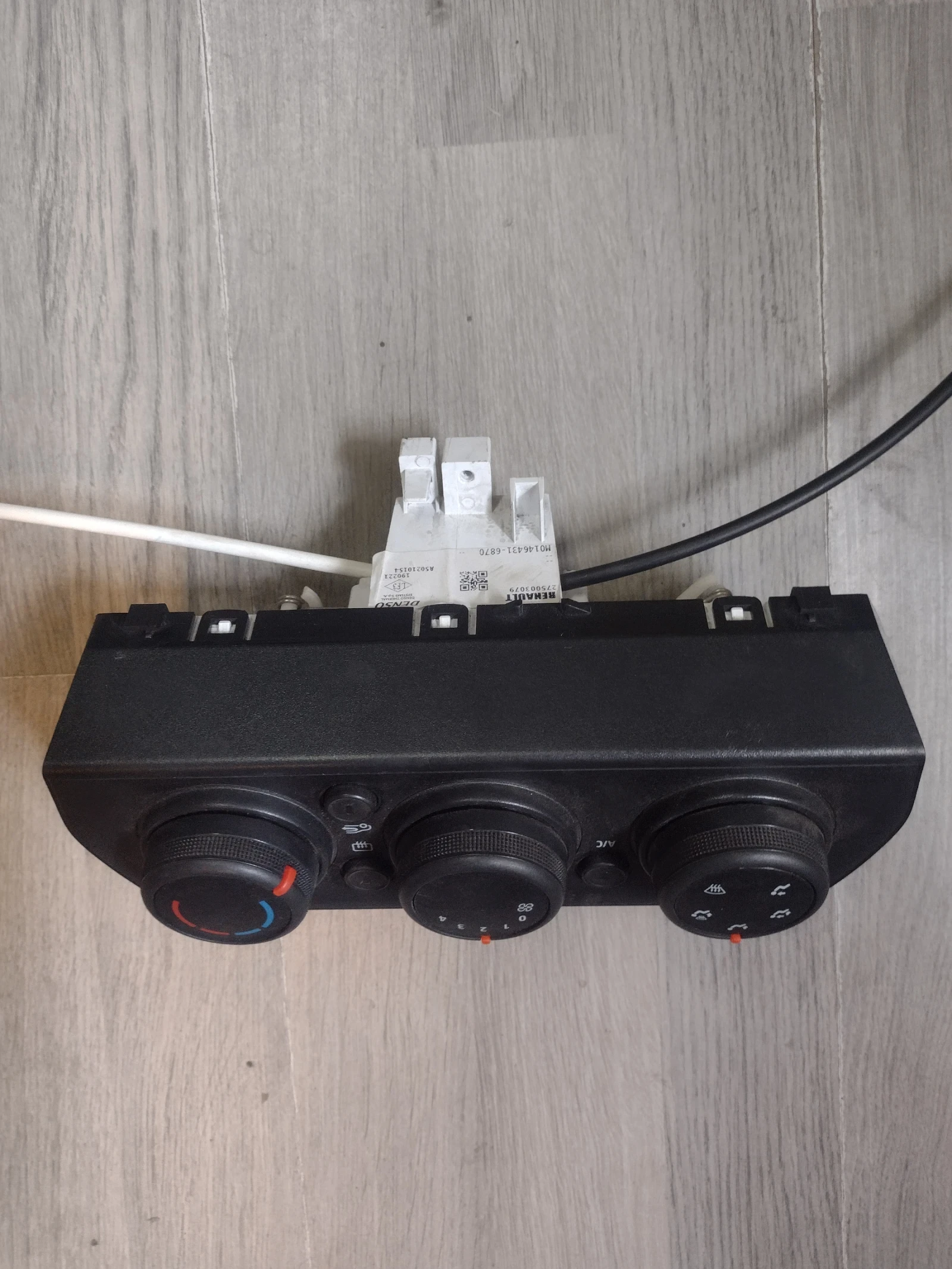 275003079    DACIA SANDERO III A50210154   M0146431-6870  M0146431-521 | Mobile.bg   2