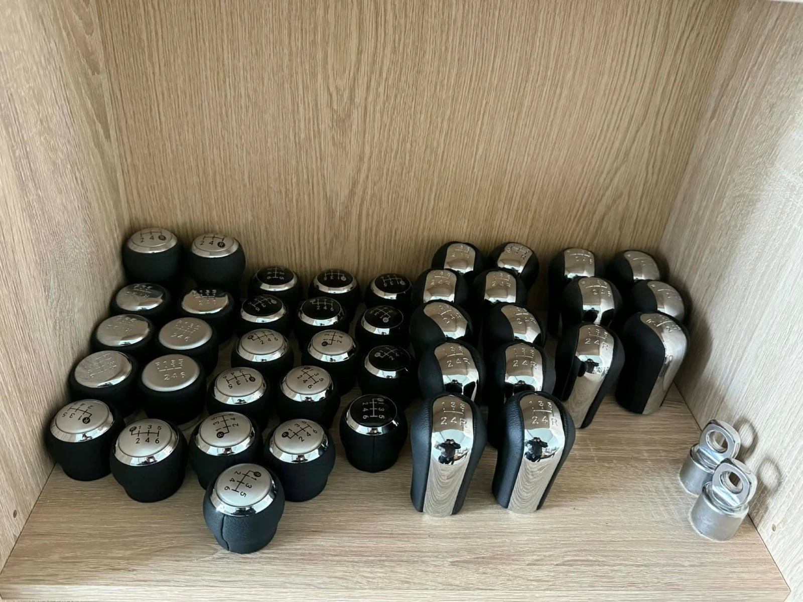 Топки за скоростен лост за Toyota