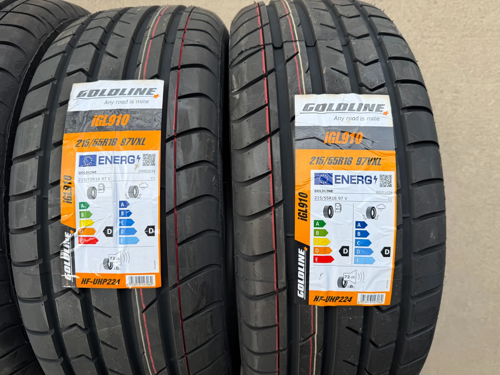 Гуми Летни 215/55R16, снимка 2 - Гуми и джанти - 53807214