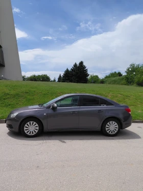 Chevrolet Cruze, снимка 1