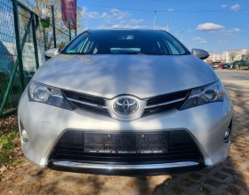 Toyota Auris 1.6i 132k.c 98х.км/NAVI/CAMERA/FULL/ - Нов Внос !, снимка 2