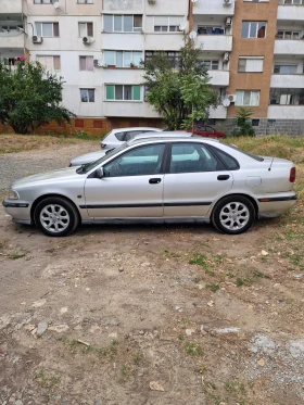  Volvo S40