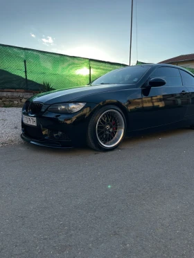 ������ BMW 330