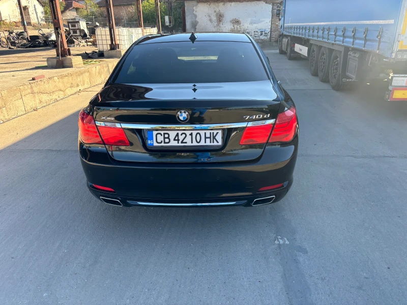 BMW 740 xDrive, снимка 3 - Автомобили и джипове - 47587657