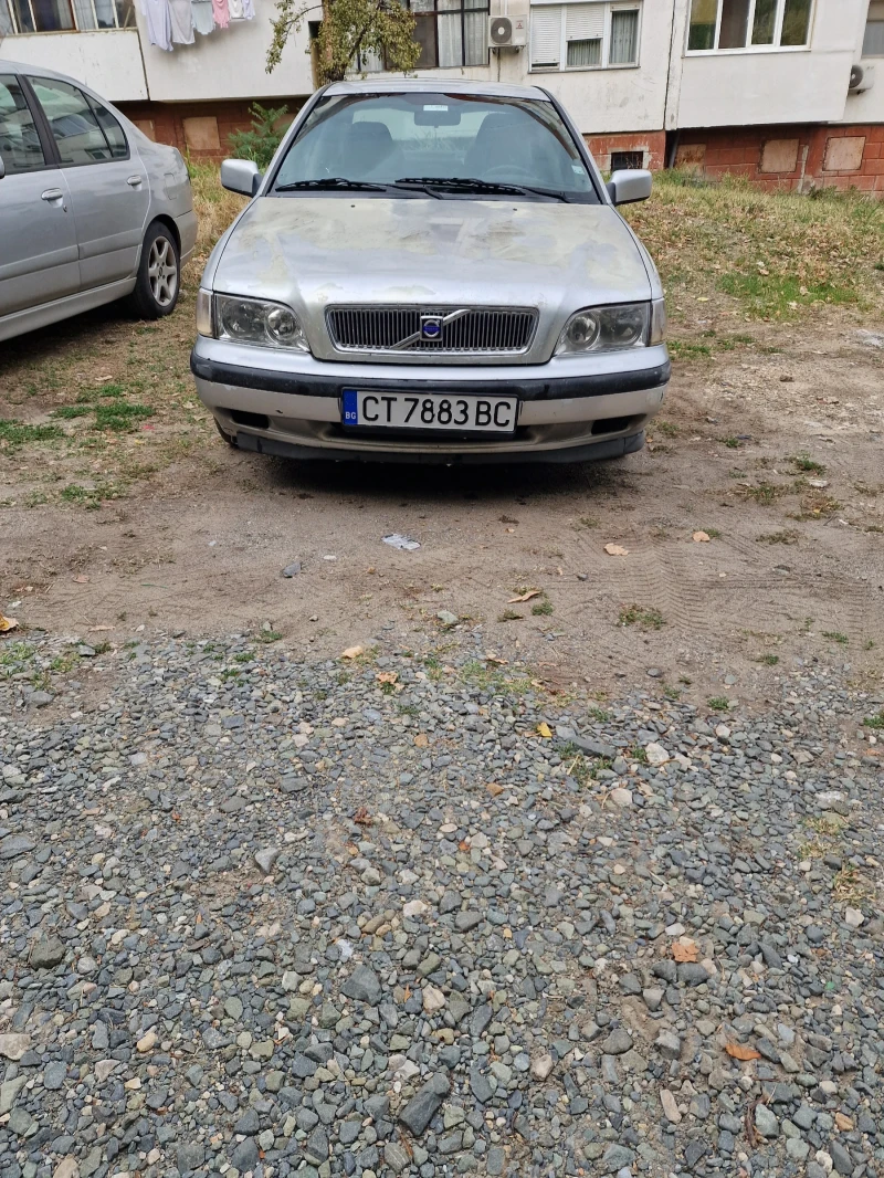 Volvo S40, снимка 4 - Автомобили и джипове - 47825113