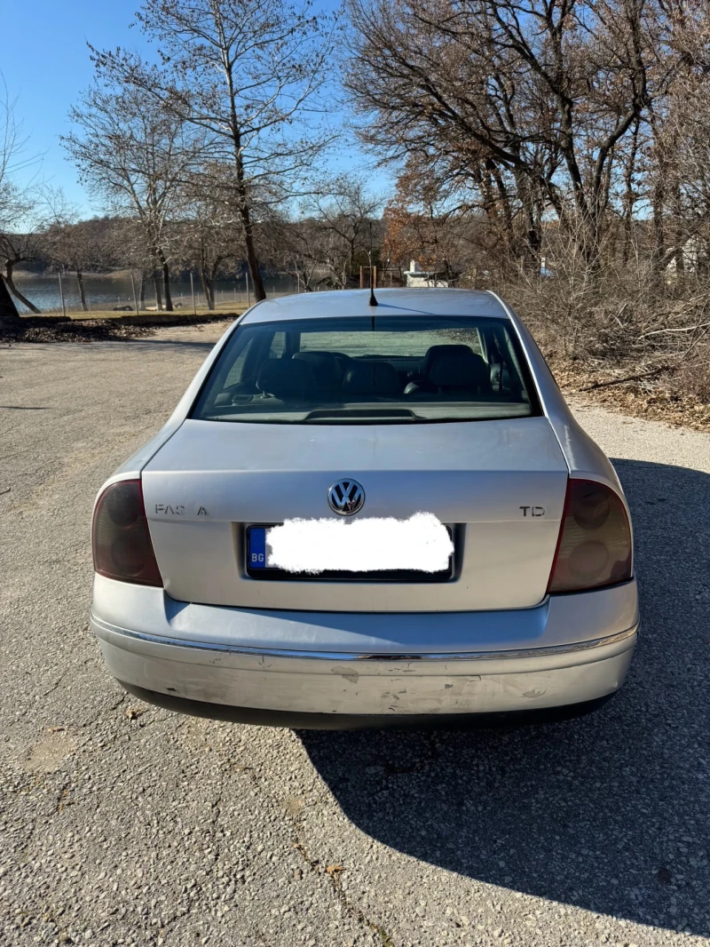 VW Passat 1.9 TDi, снимка 4 - Автомобили и джипове - 49377608