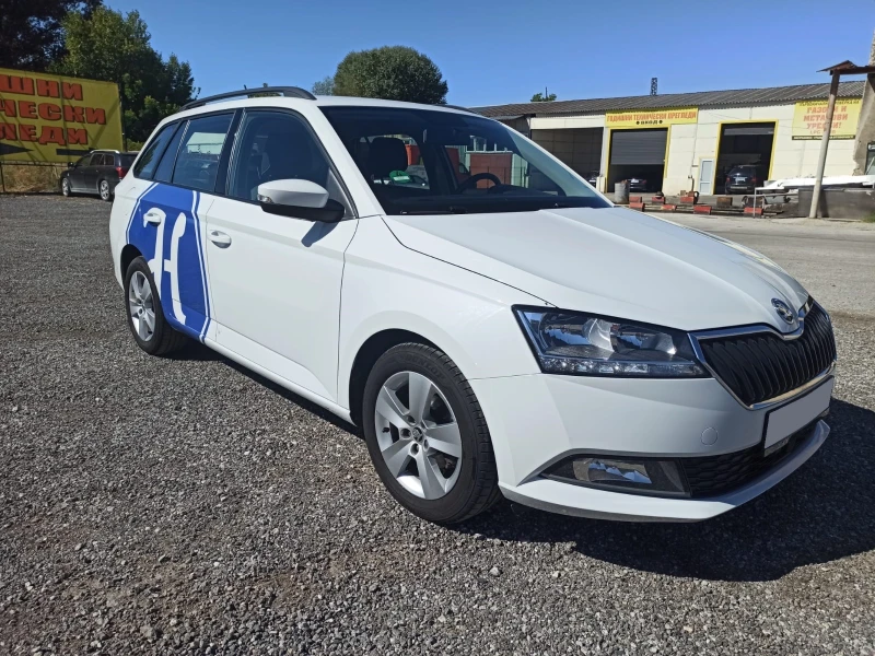 Skoda Fabia, снимка 2 - Автомобили и джипове - 52064873