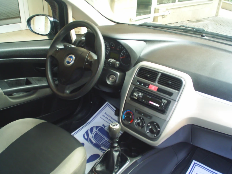 Fiat Punto 1.4 16V 78 к.с, снимка 11 - Автомобили и джипове - 52678274