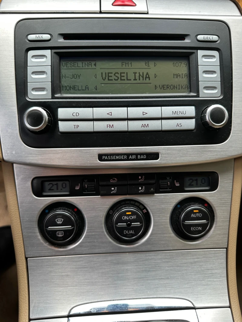 VW Passat, снимка 8 - Автомобили и джипове - 53364853