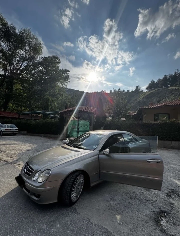 Mercedes-Benz CLK, снимка 2 - Автомобили и джипове - 56368749