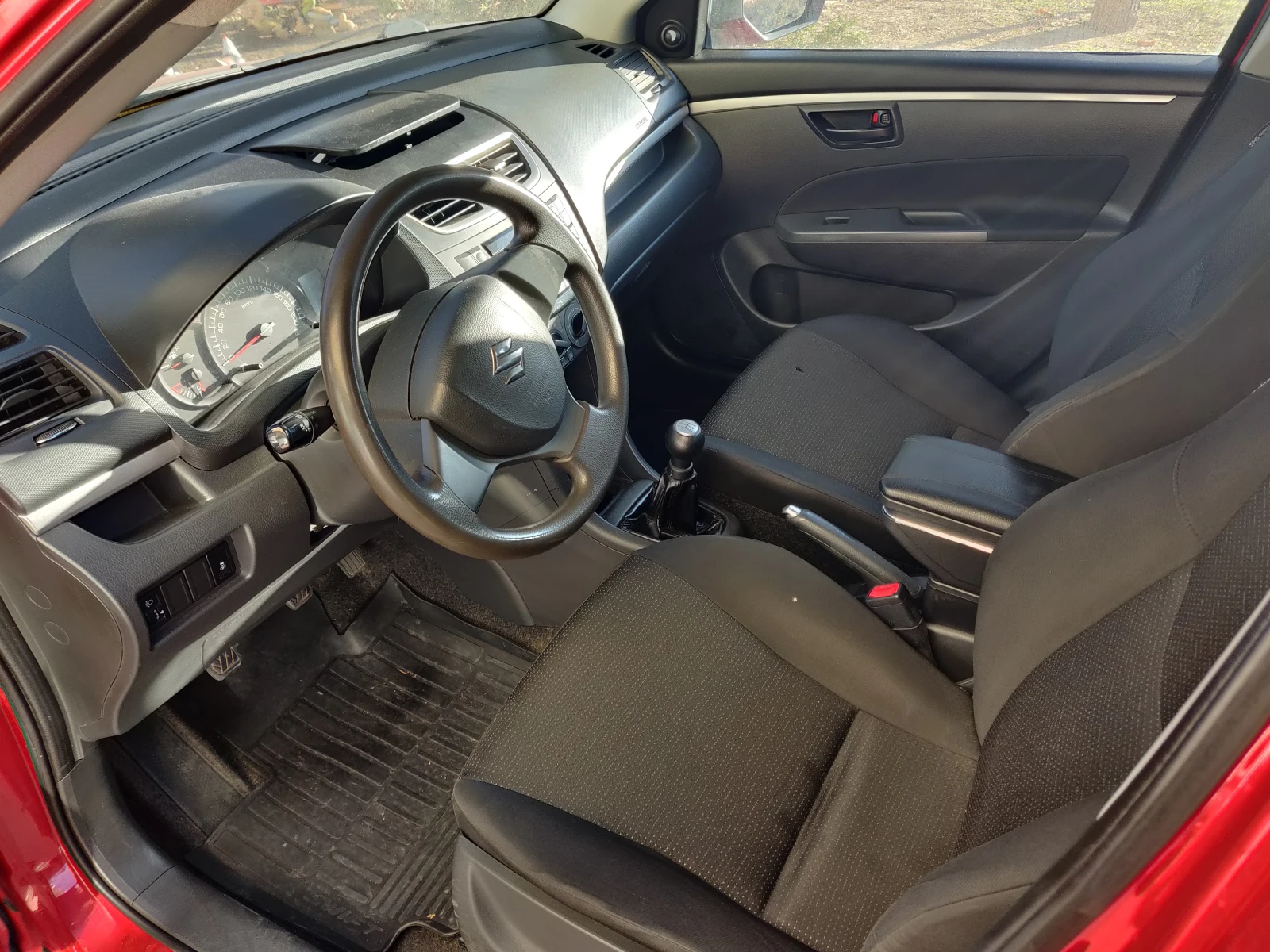 Suzuki Swift 1.2i - изображение 7