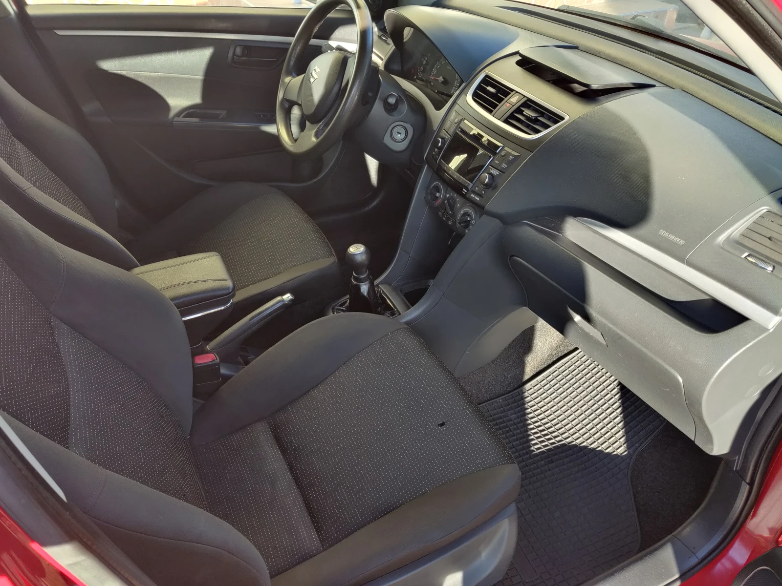Suzuki Swift 1.2i - изображение 6