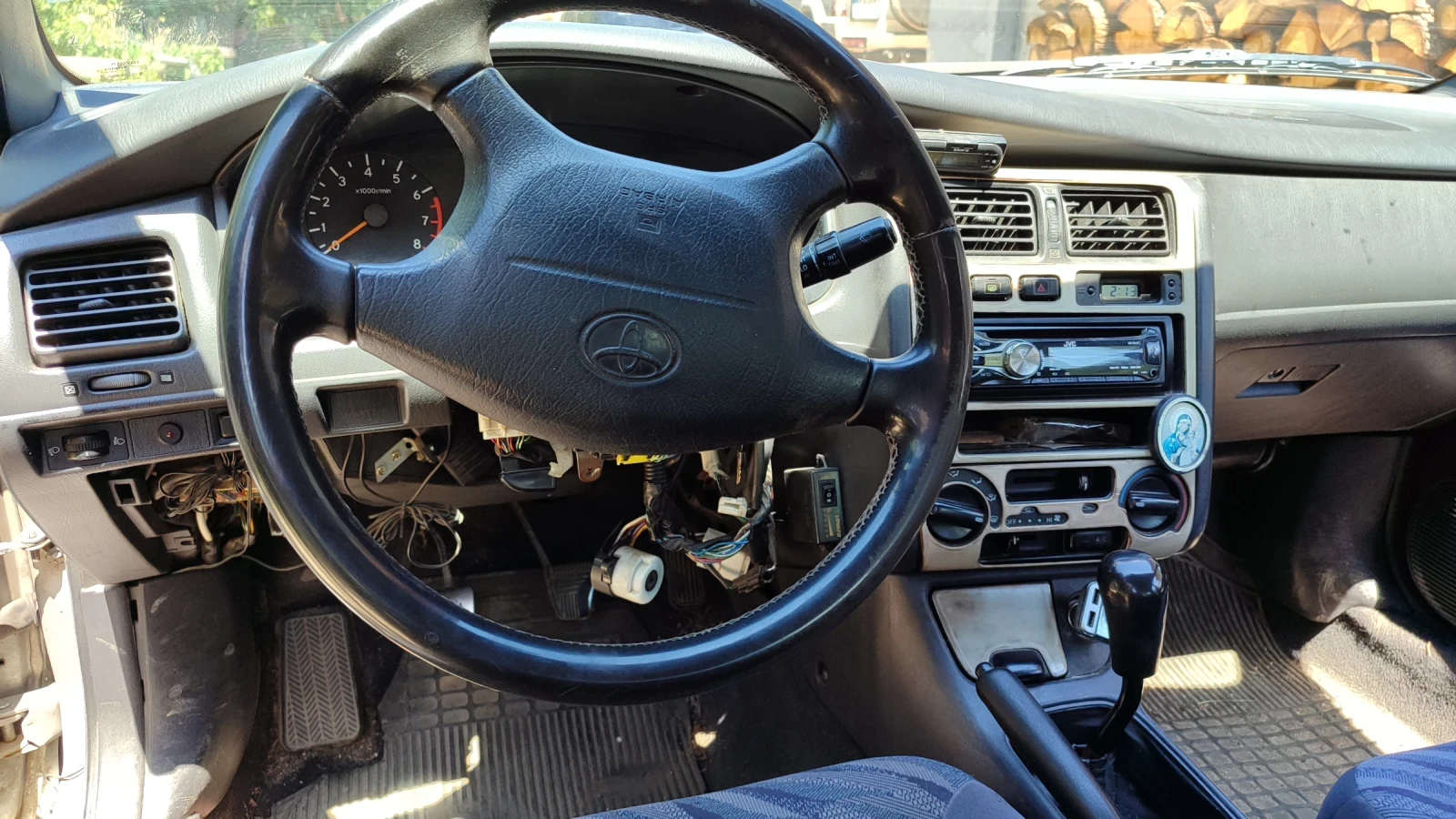 Toyota Carina  - изображение 9