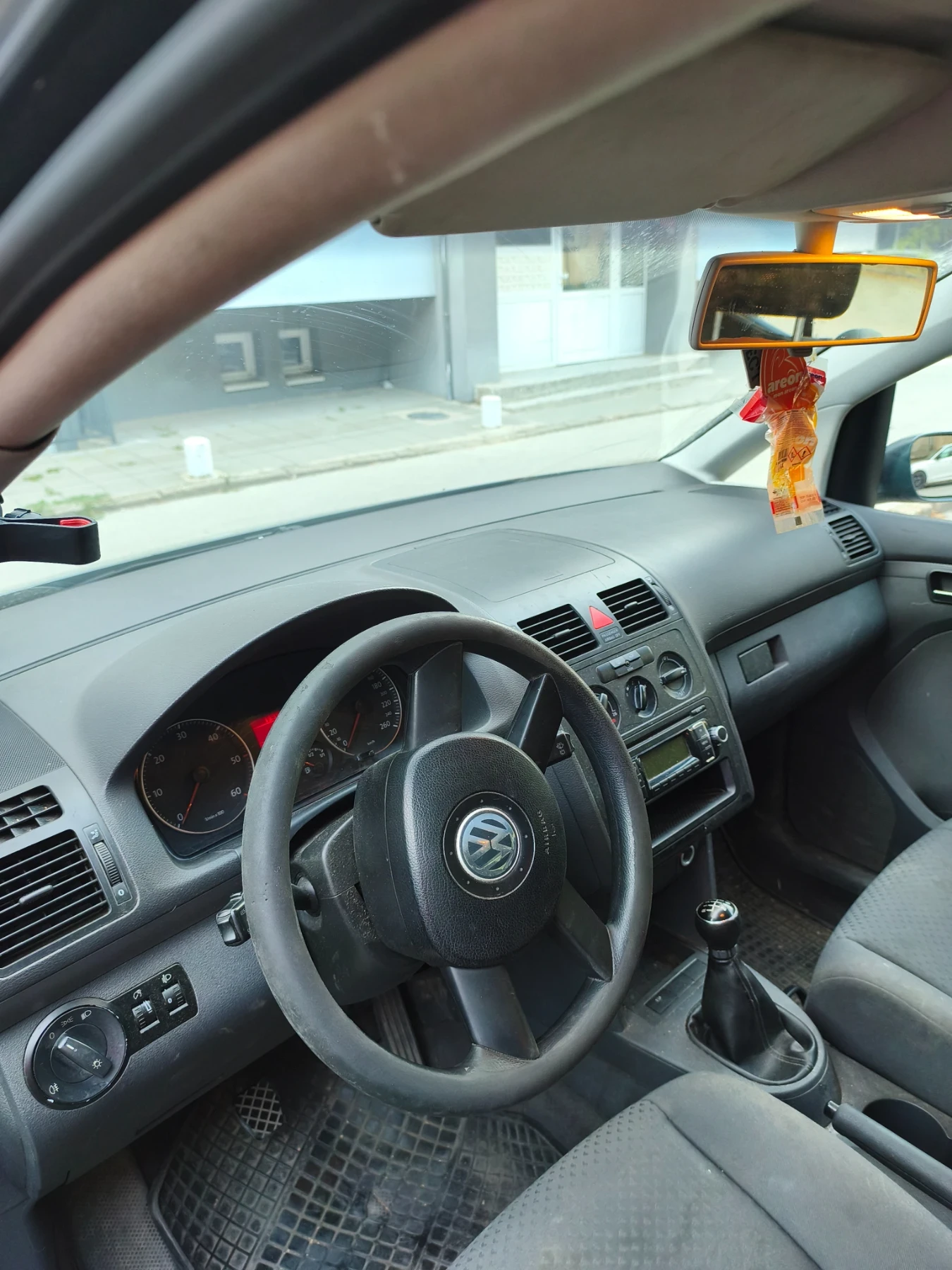 VW Touran 1.9tdi | Mobile.bg — изображение 9