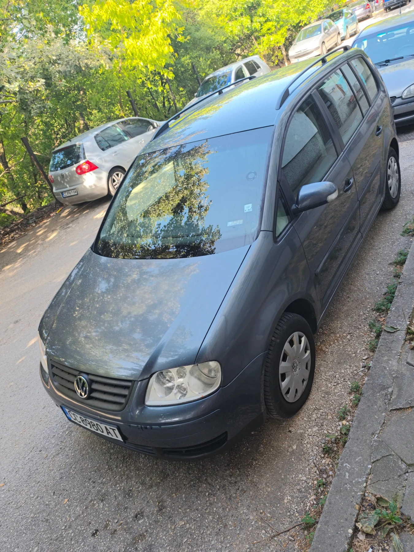 VW Touran 1.9tdi - изображение 2