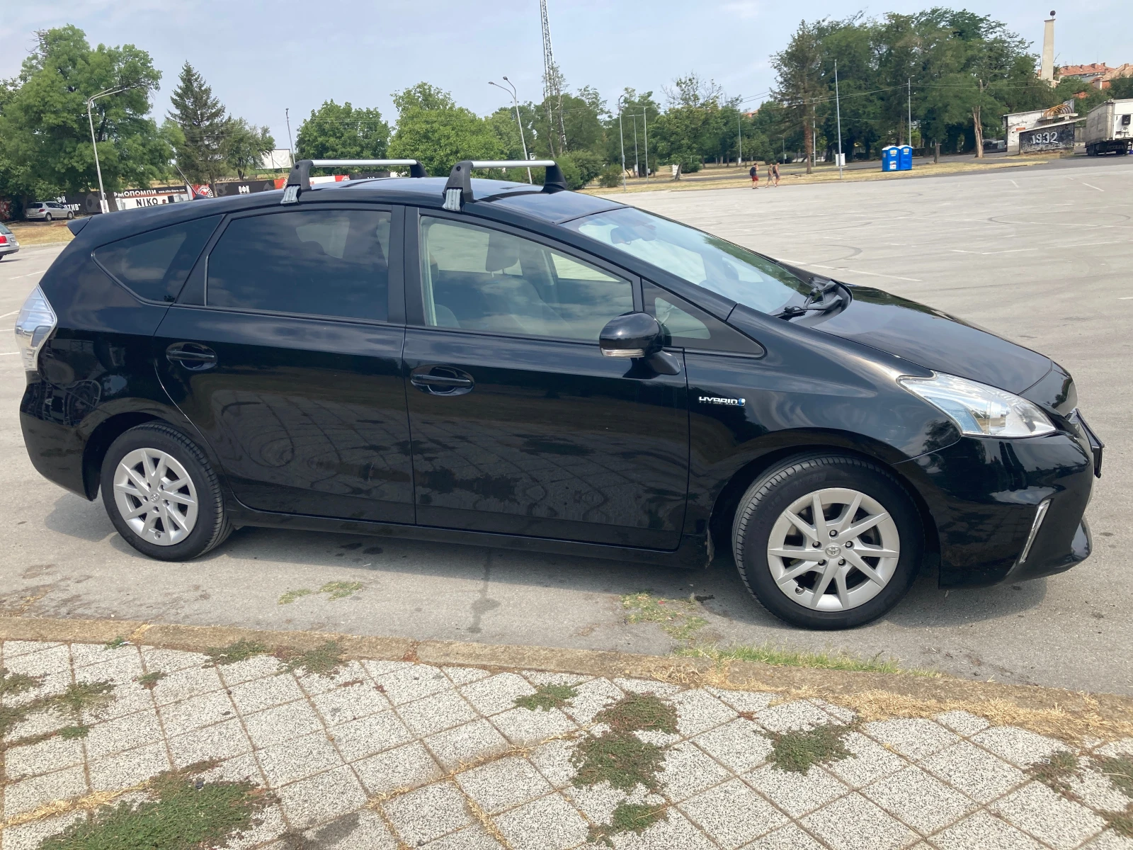 Toyota Prius Plus +  - изображение 2