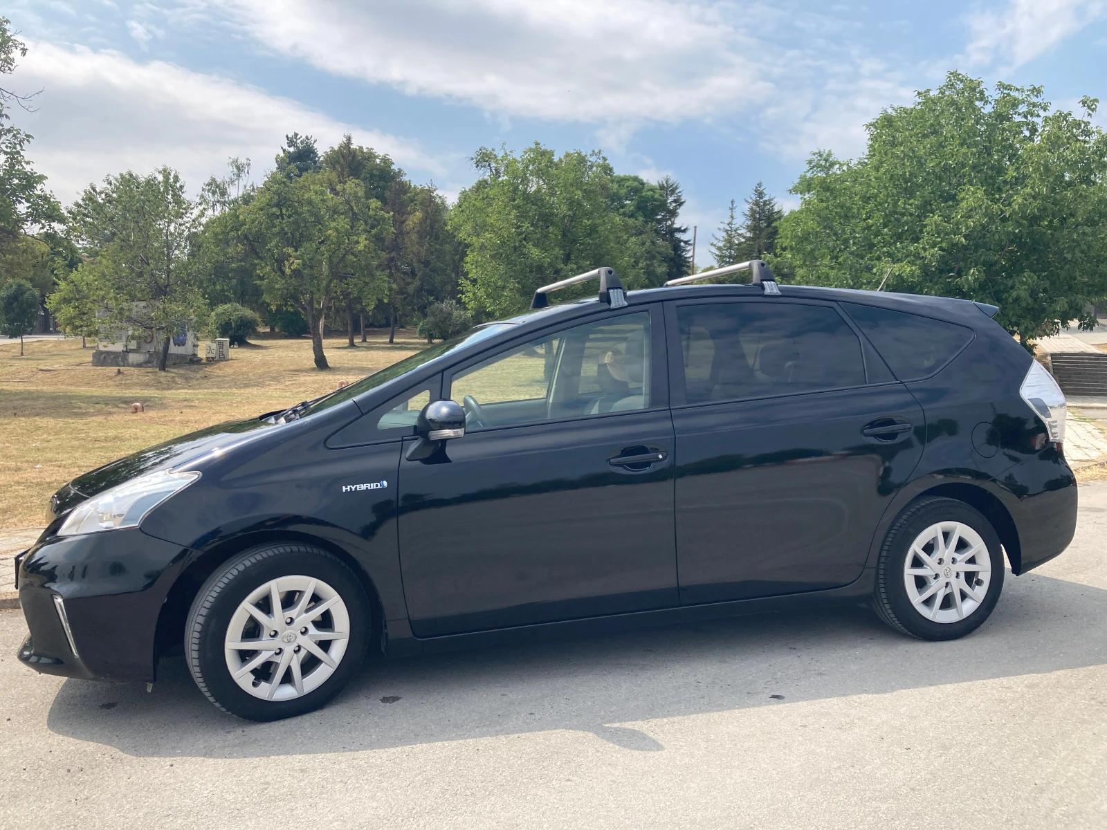 Toyota Prius Plus +  - изображение 3