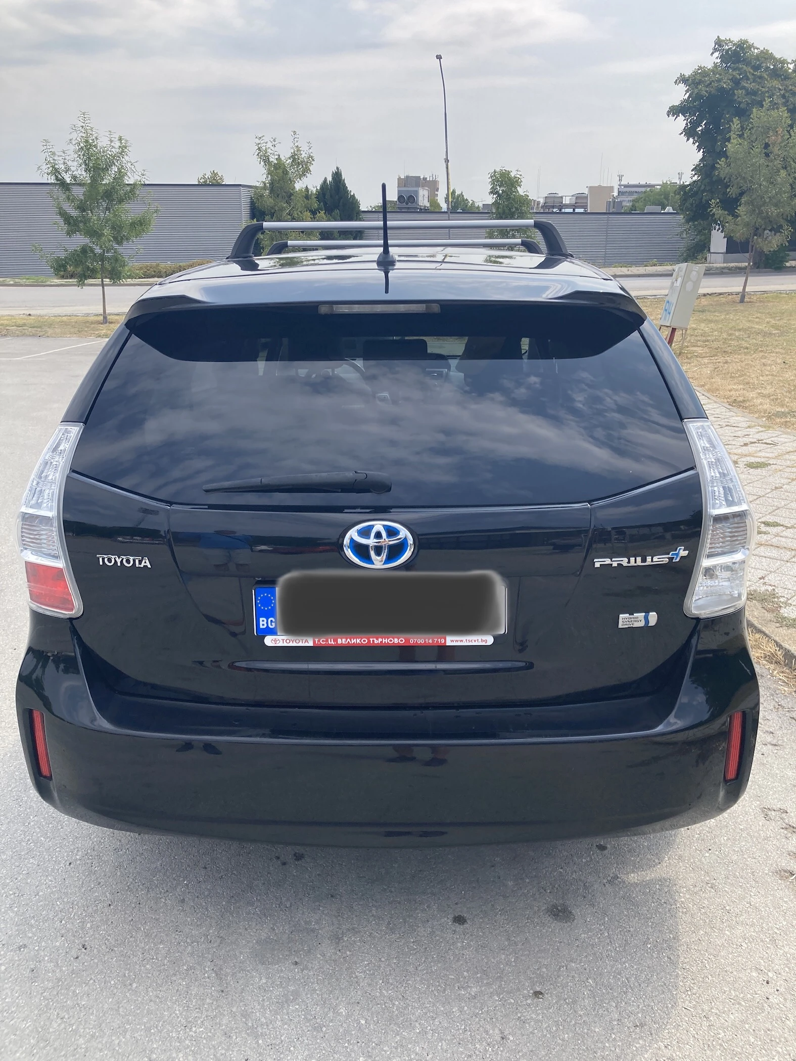 Toyota Prius Plus +  - изображение 4