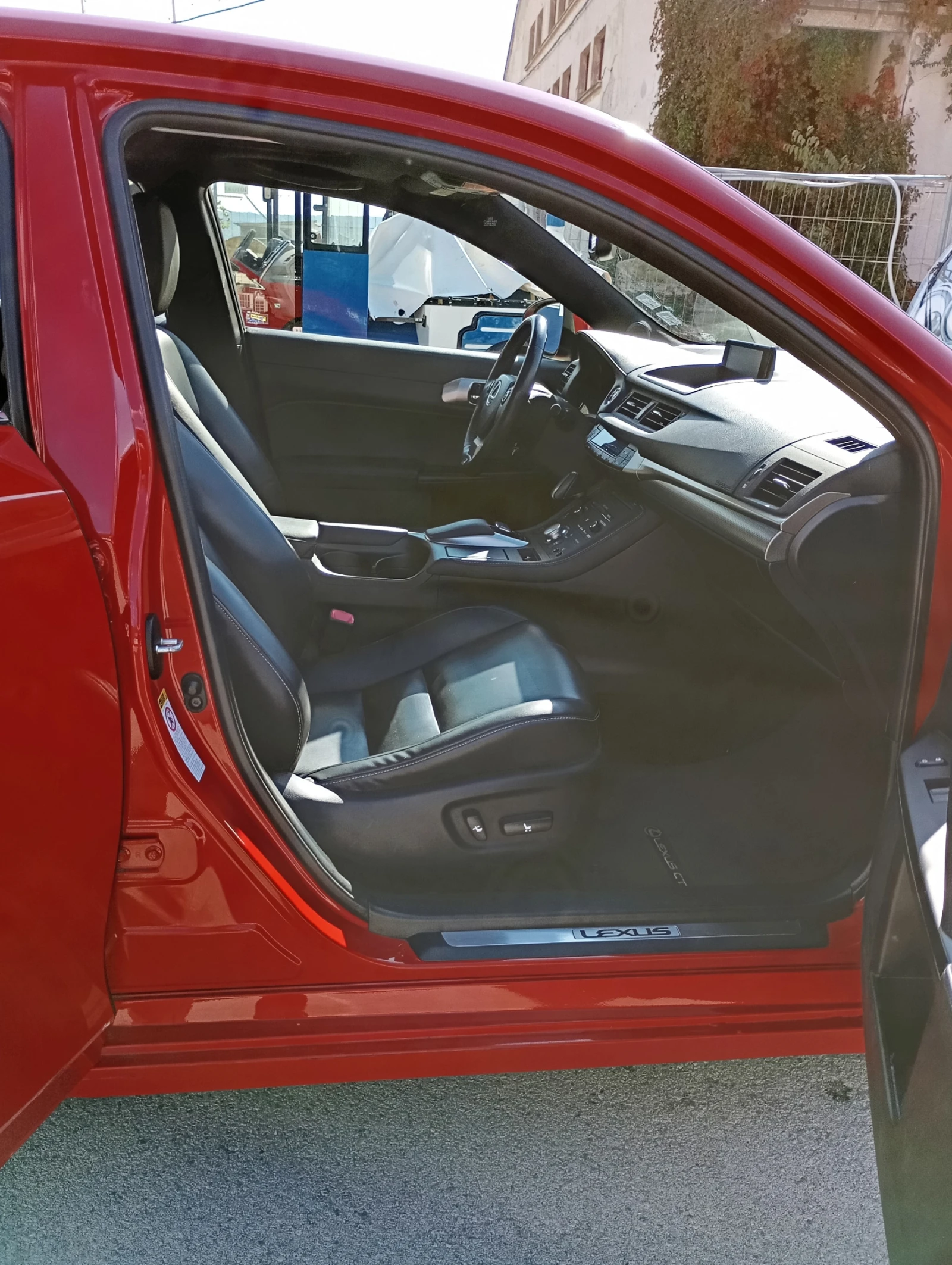 Lexus CT 200h F Sport USA | Mobile.bg   13