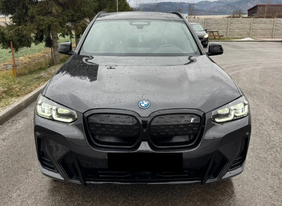 BMW iX3 M Sport - изображение 2