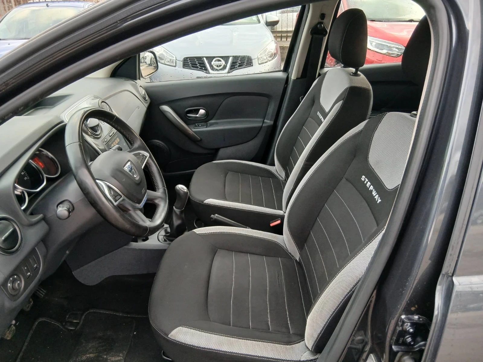 Dacia Sandero STEPWAY 0, 9 90 к.с., снимка 5 - Автомобили и джипове - 53722309