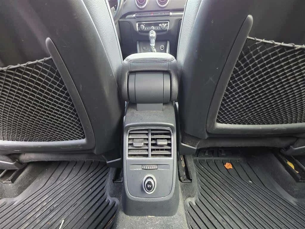 Audi A3 * BLIND SPOT MONITORING| NAV| REAR CAMERA| LEATHER, снимка 13 - Автомобили и джипове - 53918607