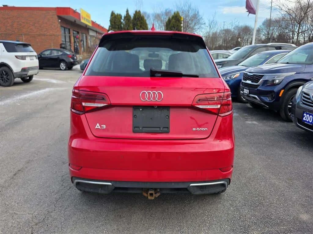 Audi A3 * BLIND SPOT MONITORING| NAV| REAR CAMERA| LEATHER, снимка 6 - Автомобили и джипове - 53918607