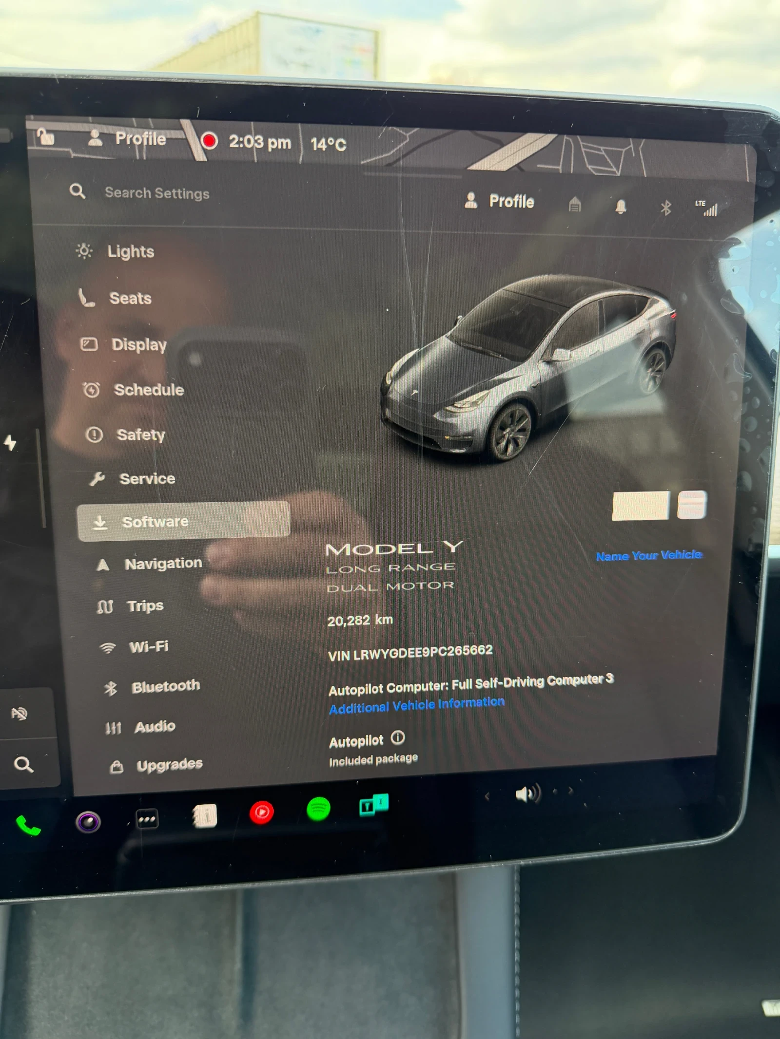 Tesla Model Y Long Range / 4x4 / 20 000 км, снимка 13 - Автомобили и джипове - 53978837