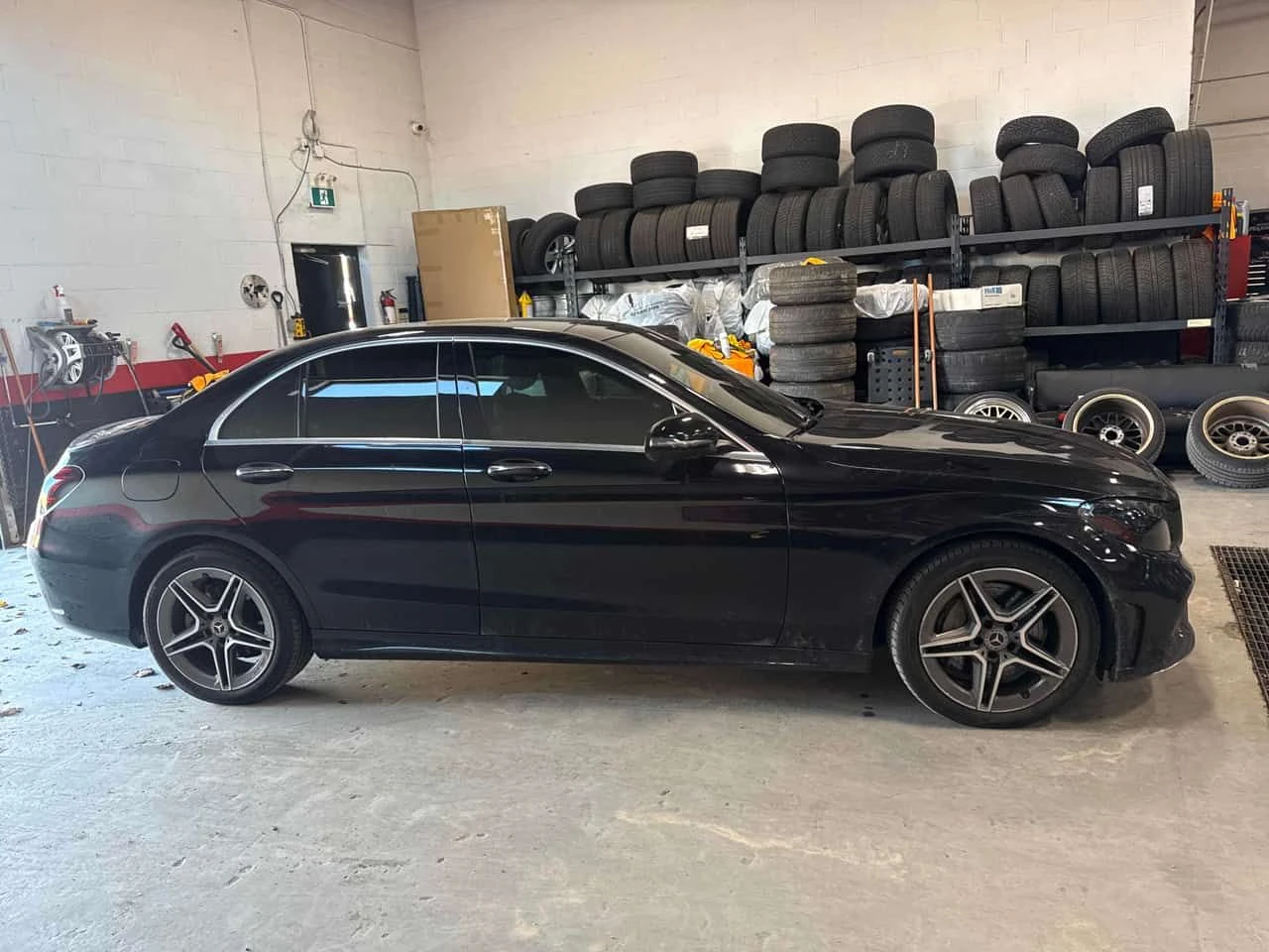 Mercedes-Benz C 300 * CARFAX * PANO * �������� * NAVI | Mobile.bg � ����������� 3