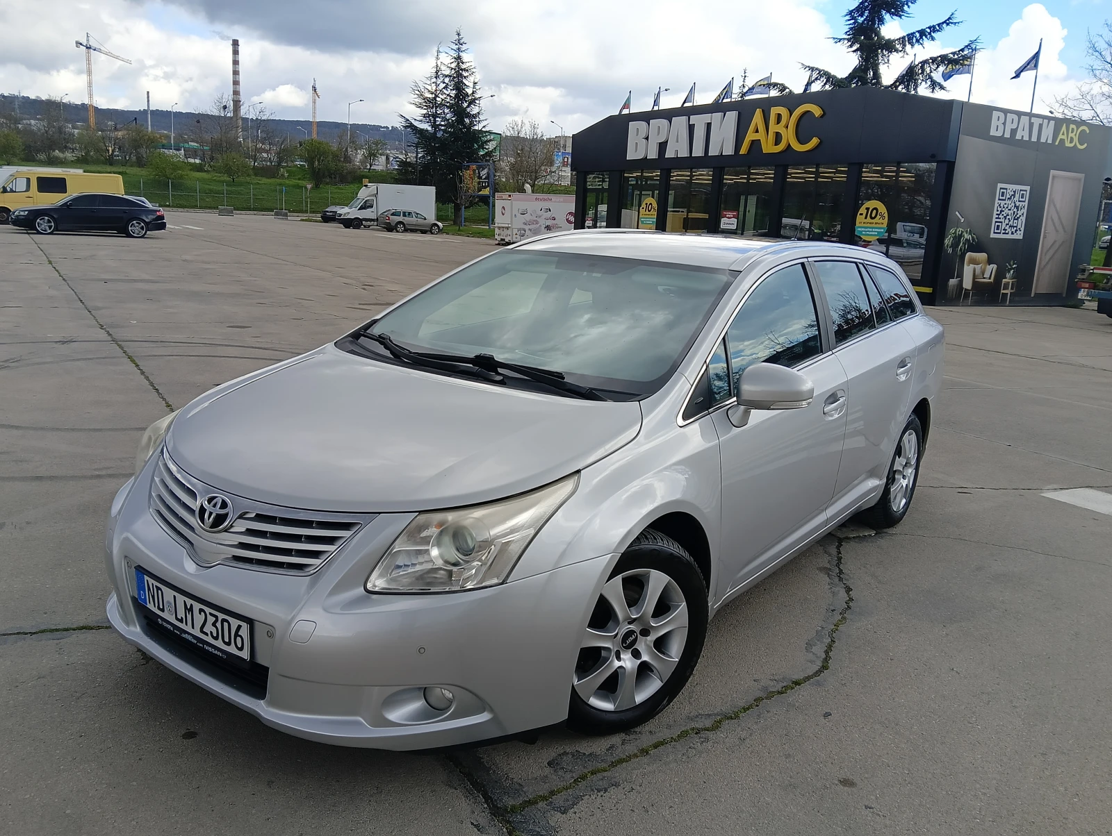 Toyota Avensis 2.0 D4D 126 к.с, снимка 5 - Автомобили и джипове - 54624419