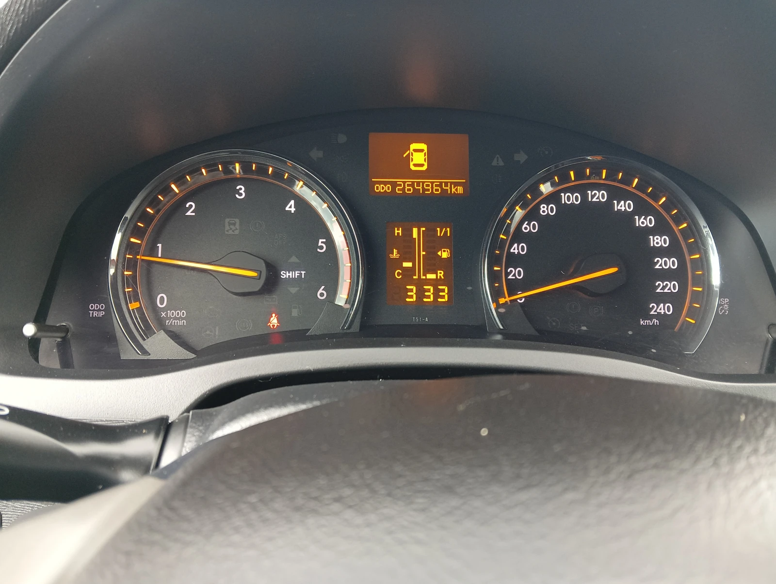 Toyota Avensis 2.0 D4D 126 к.с, снимка 15 - Автомобили и джипове - 54624419