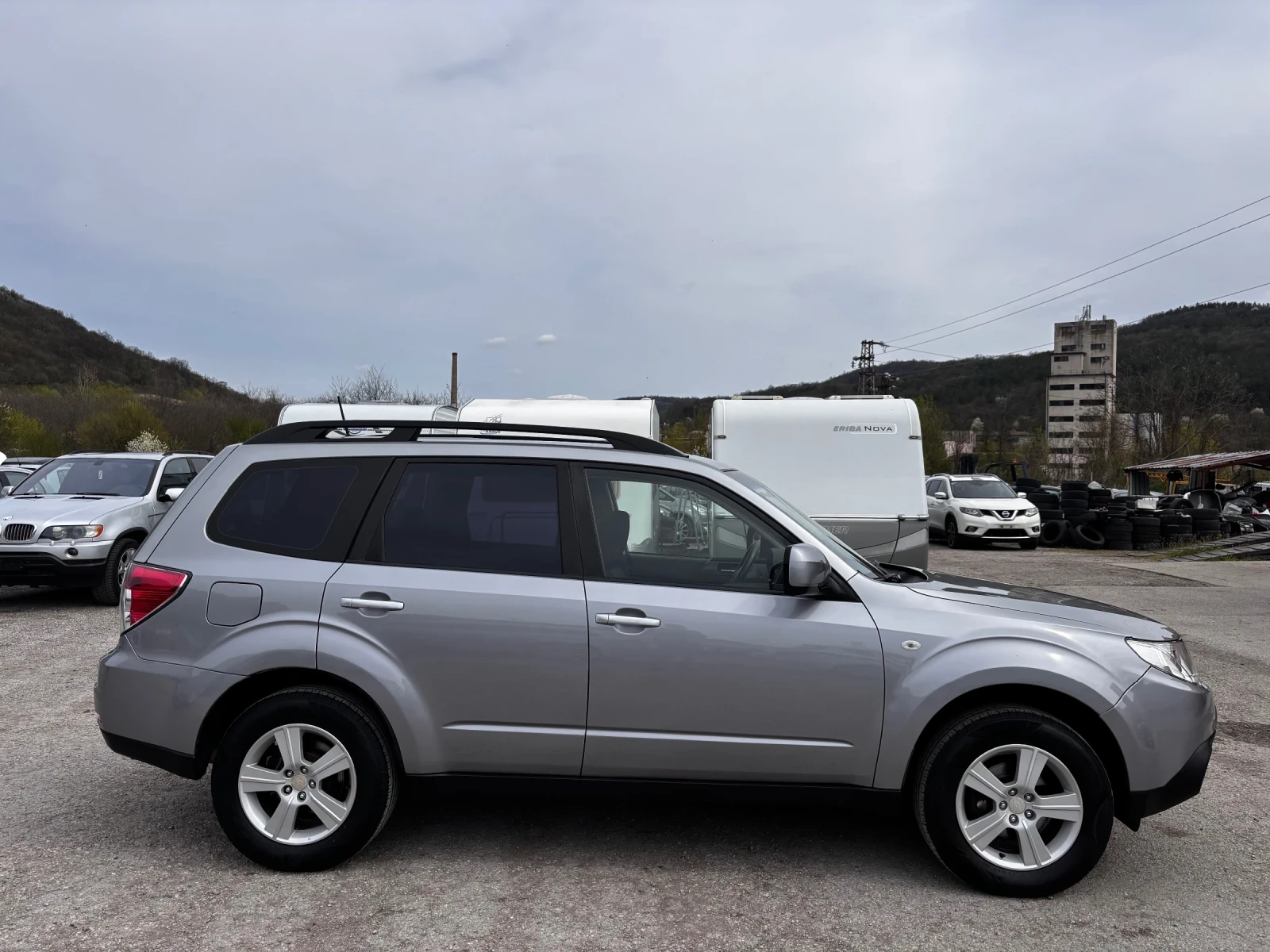 Subaru Forester 2.0X AWD AVTOMAT/4X4/PARKTRONIK, снимка 2 - Автомобили и джипове - 54184117