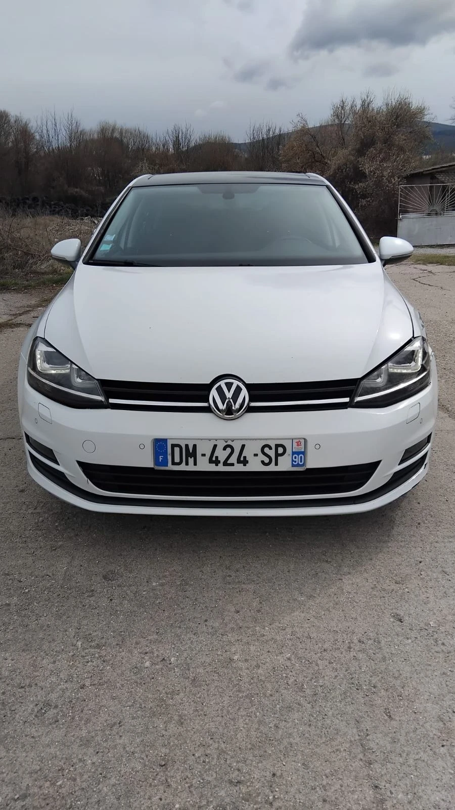 VW Golf 1.4 TSI, снимка 2 - Автомобили и джипове - 54390111