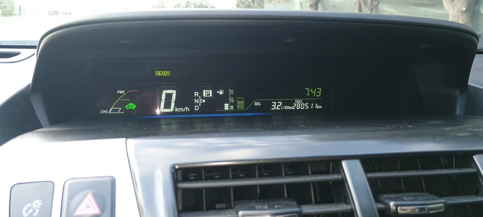 Toyota Prius ГАЗ/БЕНЗИН, снимка 16 - Автомобили и джипове - 54628974
