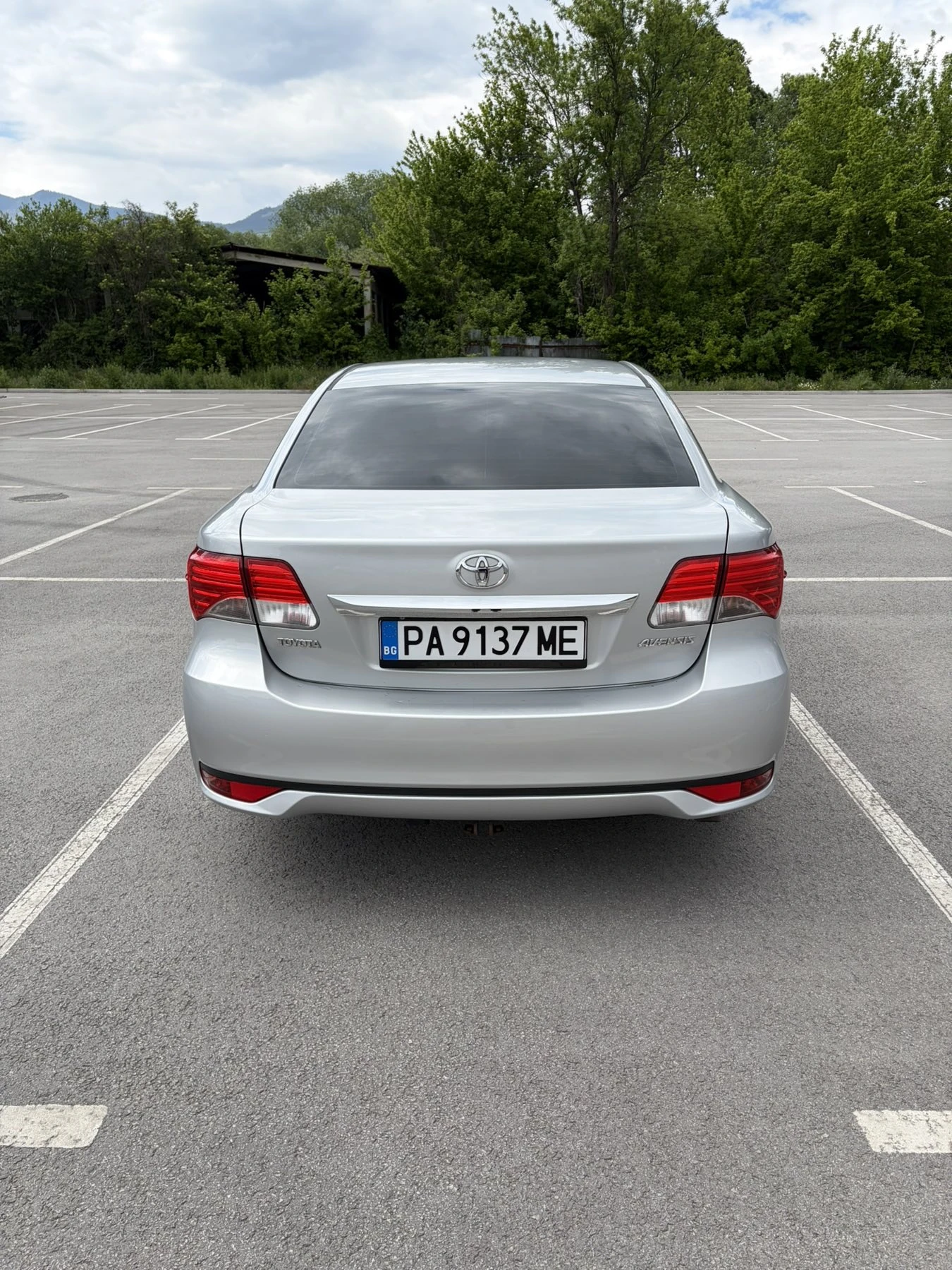 Toyota Avensis 2.0D4D Фейс, снимка 5 - Автомобили и джипове - 54635411